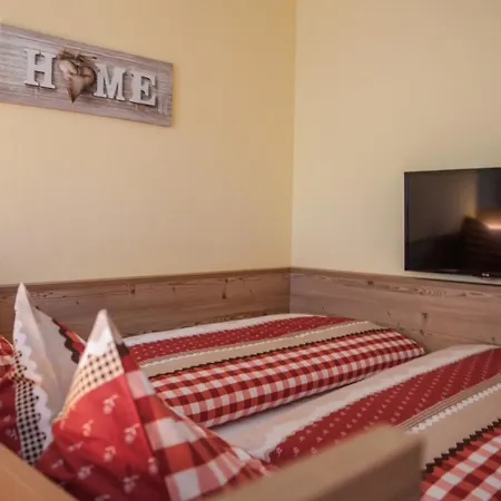 Ferienwohnung Haus Madeleine Neustift im Stubaital Exterior foto