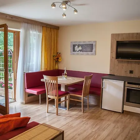 Ferienwohnung Haus Madeleine Neustift im Stubaital Exterior foto